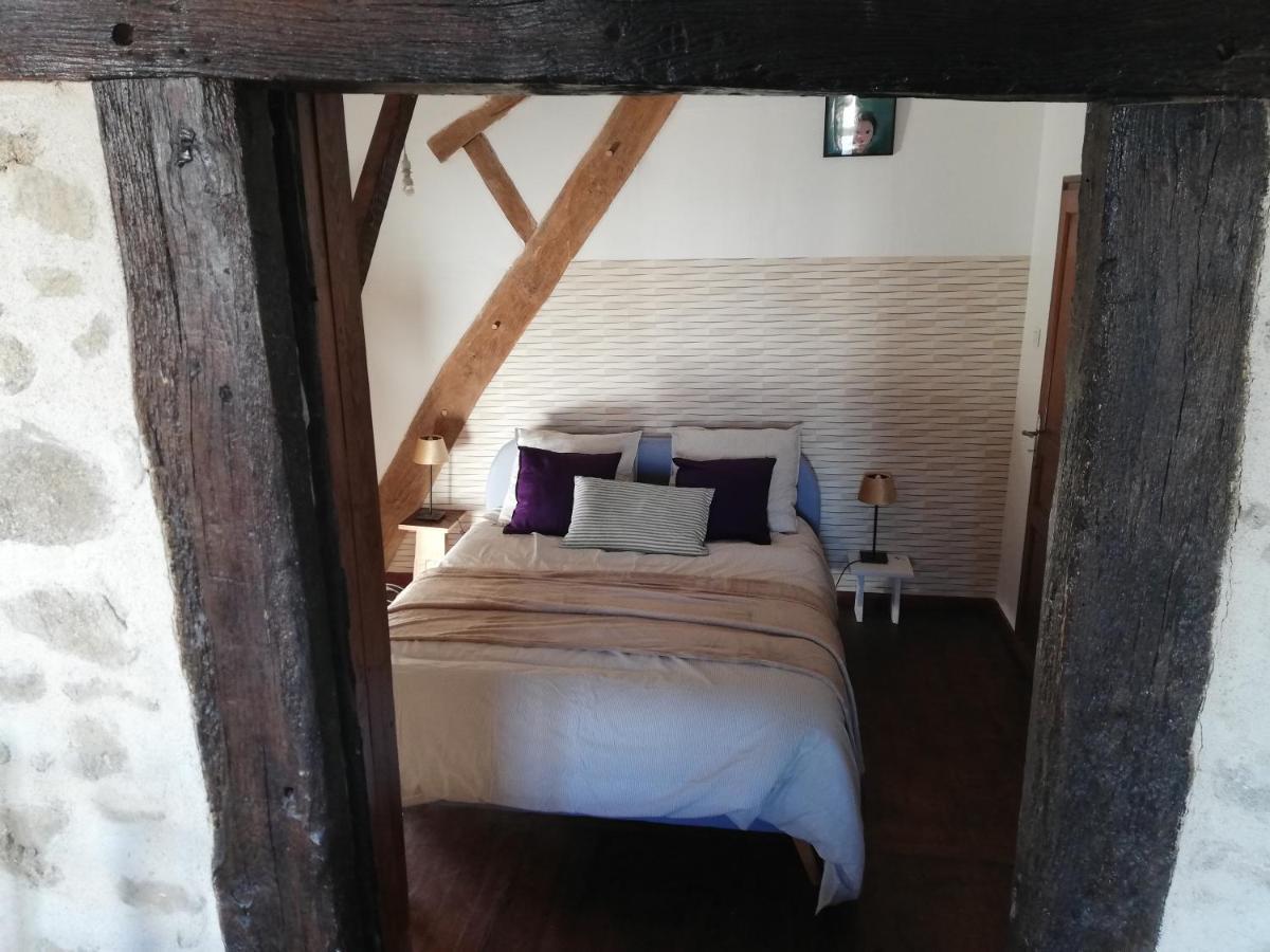 Le Monticule Bed & Breakfast Tardes Exterior photo